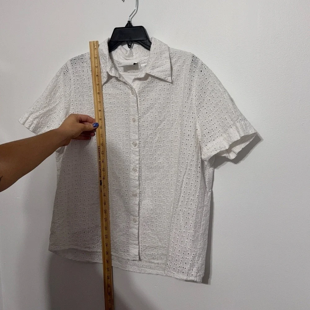 Alfred Dunner White Floral Eyelet Button Top size 16 - Picture 7 of 8